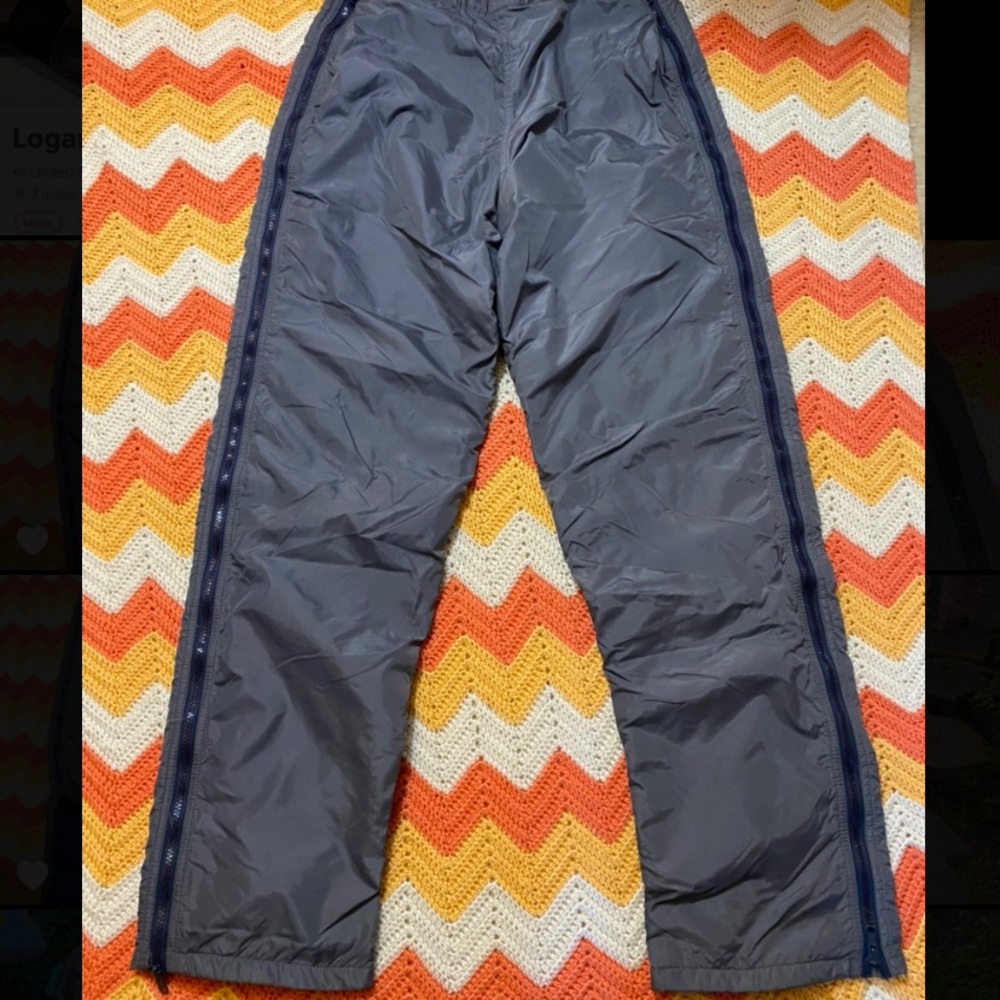 Gray Patagonia snow pants (youth)